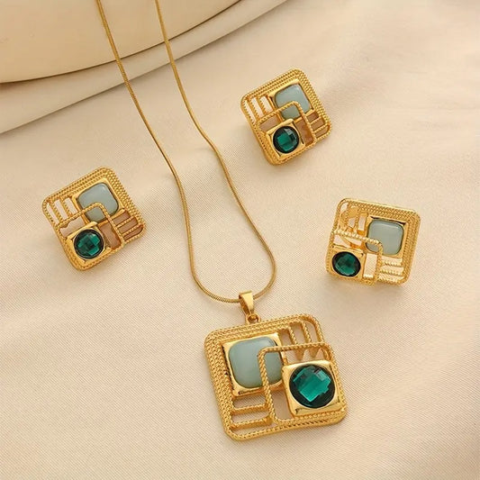 2-teiliges Set – Kupfervergoldeter quadratischer Anhänger mit Strass-Steinen